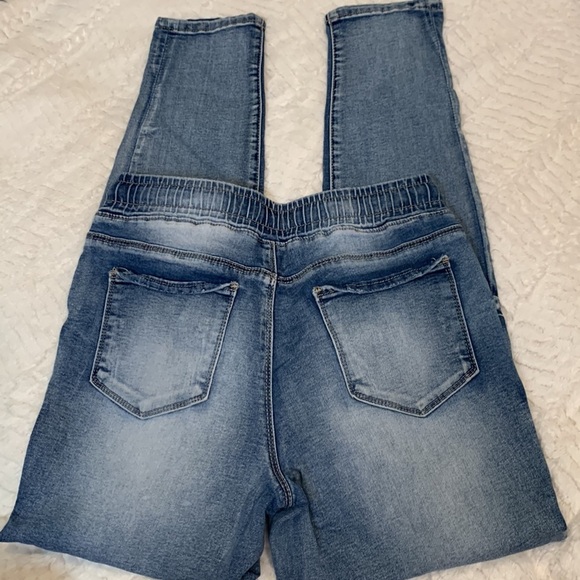 Elite Jeans Pullon with Elastic Waist. NWOT. Acid Washed in Size 5/6. - Picture 5 of 6